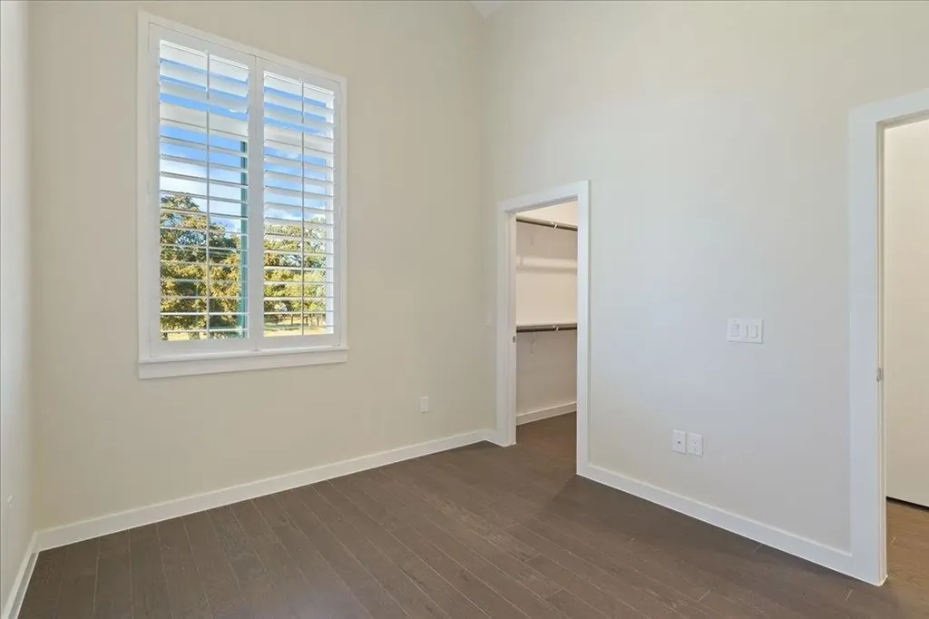 814 N Bluff Drive Austin TX 78745
