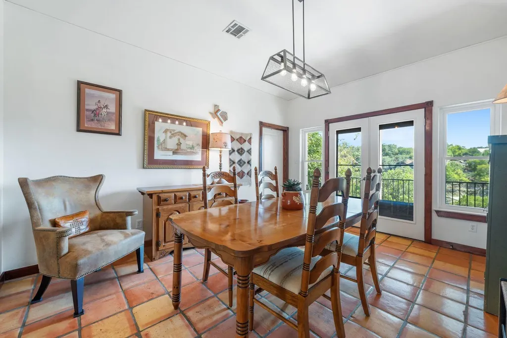 16312 Lake Loop Austin TX 78734