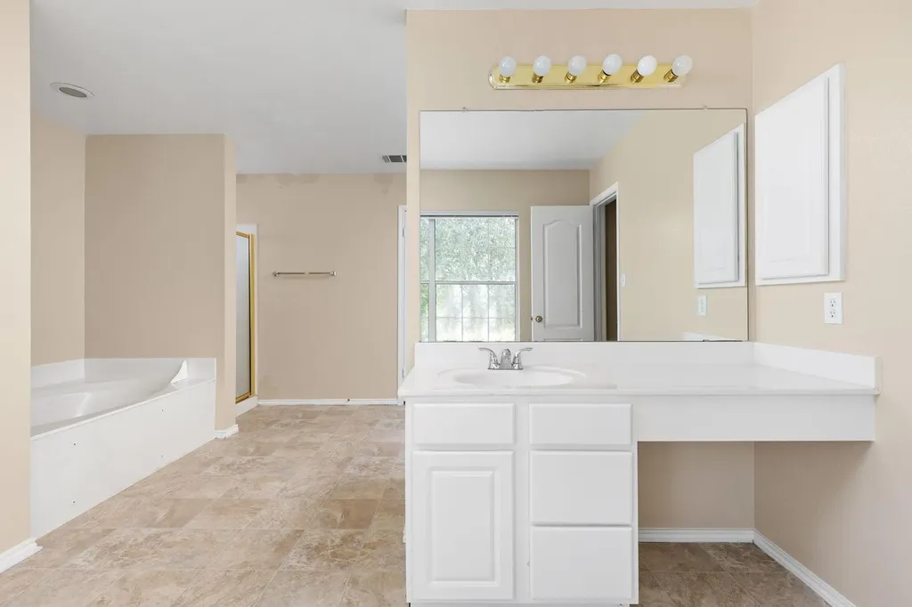 11304 Pickard Lane Austin TX 78748