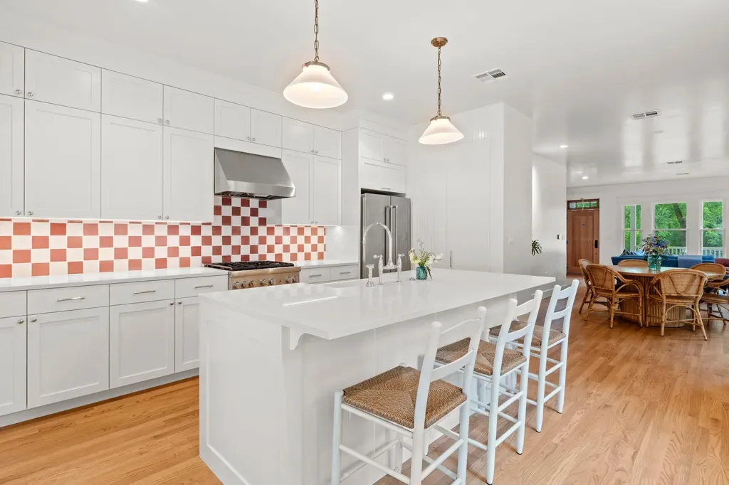 510 E 39th Street Austin TX 78751