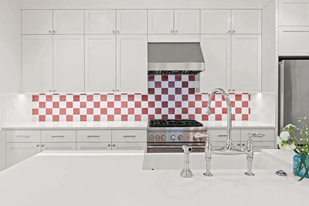 510 E 39th Street Austin TX 78751