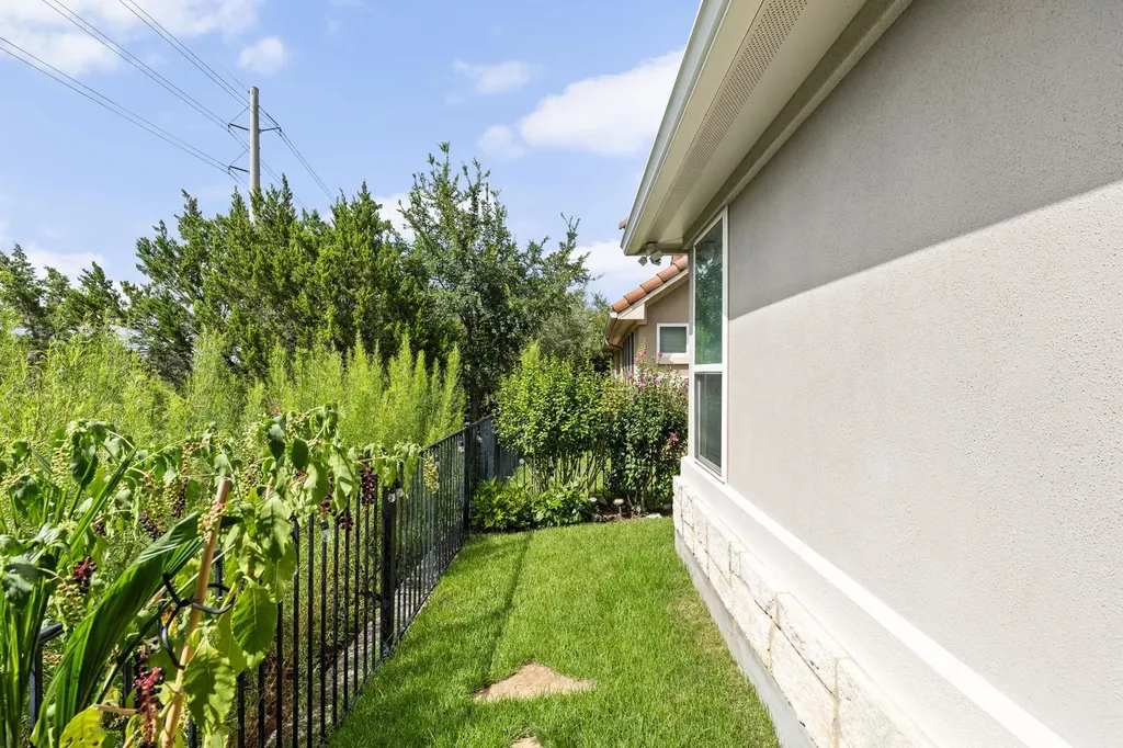11912 Mira Vista Way Austin TX 78726
