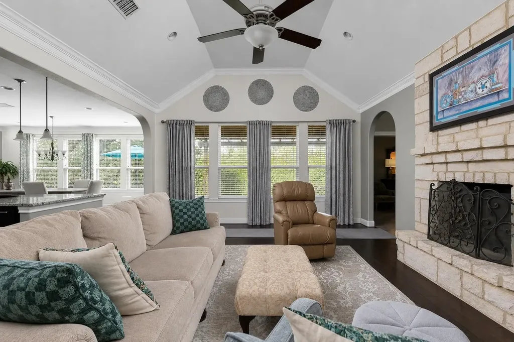 11912 Mira Vista Way Austin TX 78726