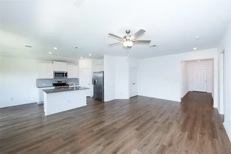 147 Otter Road Kyle TX 78640