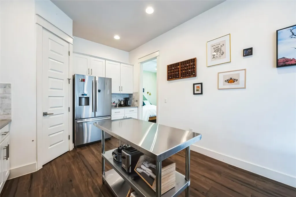 1608 Ulit Avenue Austin TX 78702