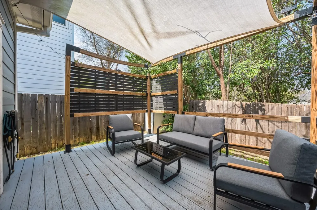 1608 Ulit Avenue Austin TX 78702
