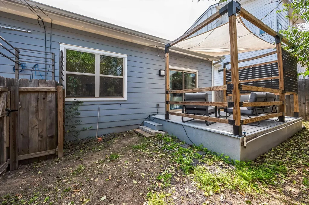 1608 Ulit Avenue Austin TX 78702