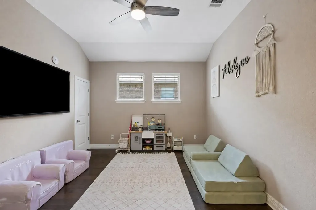 5524 Brady Bayou Cove Austin TX 78738