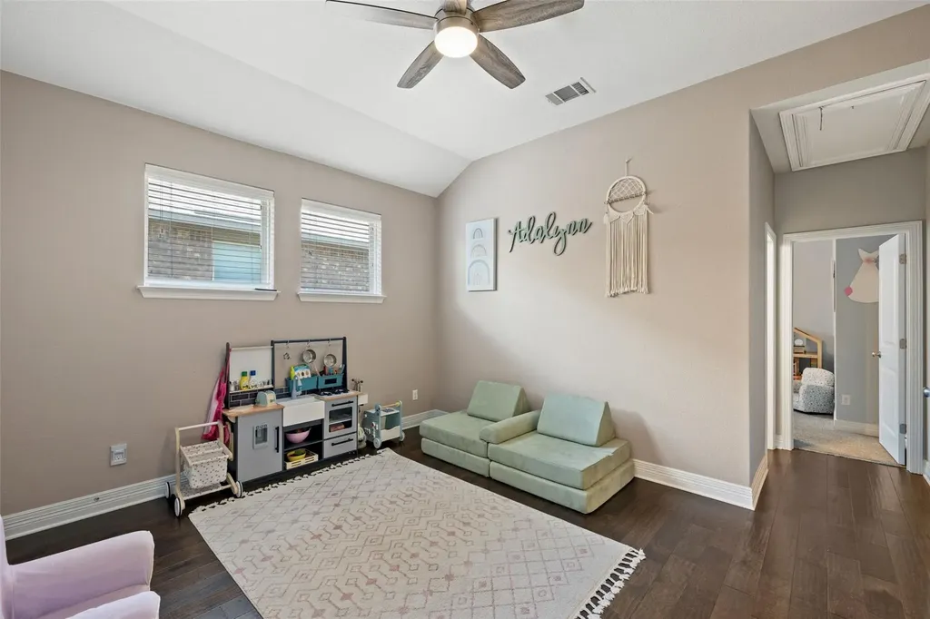 5524 Brady Bayou Cove Austin TX 78738