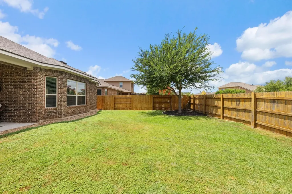 5524 Brady Bayou Cove Austin TX 78738
