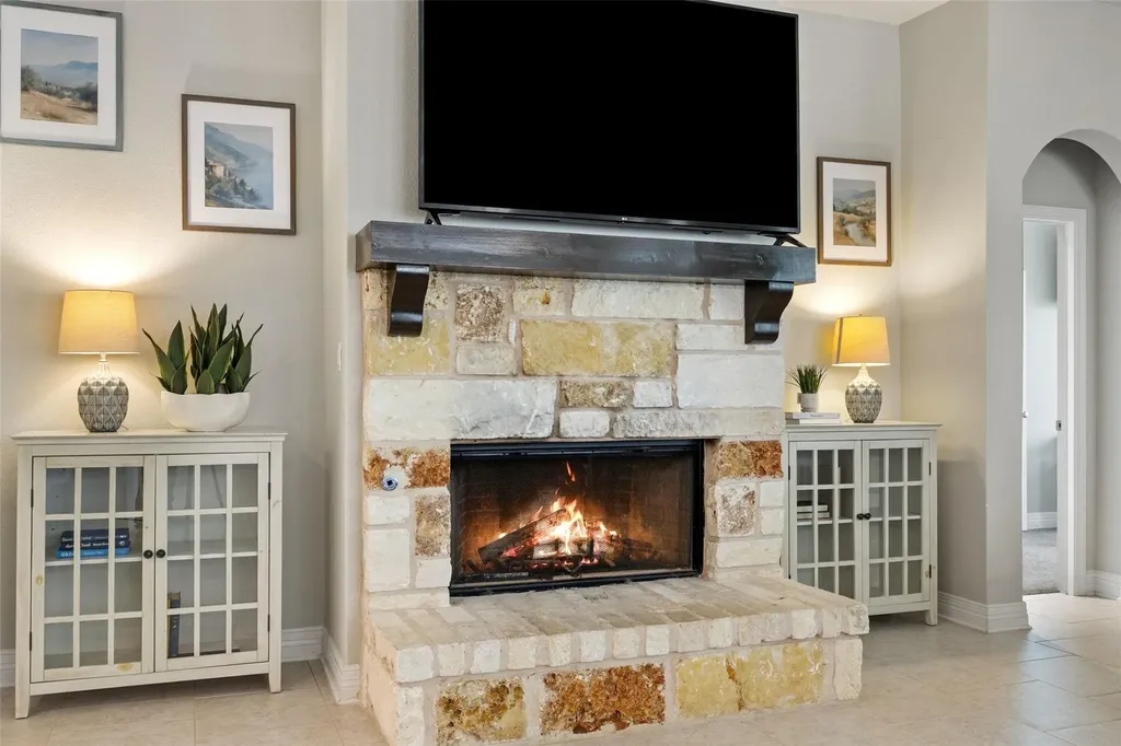 5524 Brady Bayou Cove Austin TX 78738