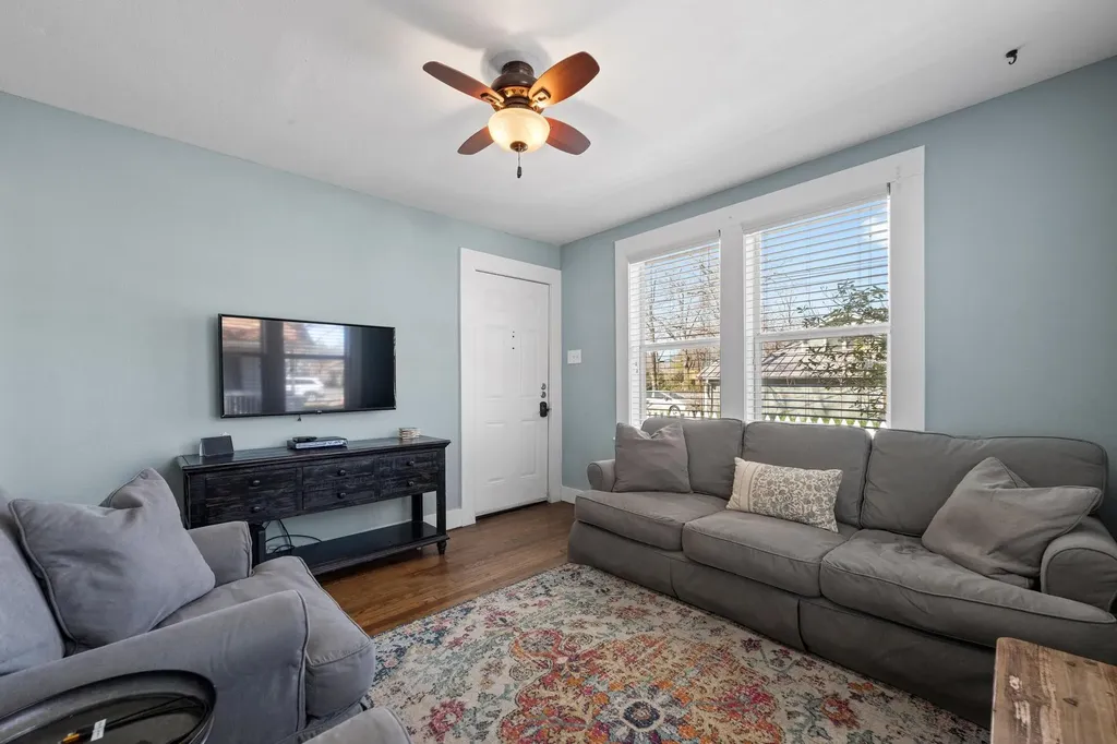 1407 S Myrtle Street Georgetown TX 78626