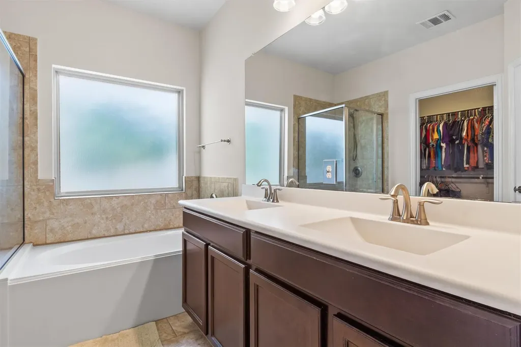 10413 Crescendo Lane Austin TX 78747