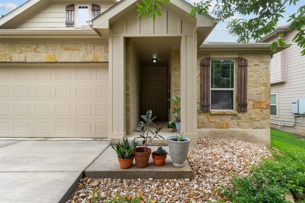 10413 Crescendo Lane Austin TX 78747