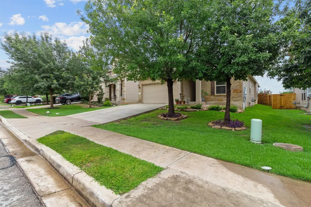 10413 Crescendo Lane Austin TX 78747
