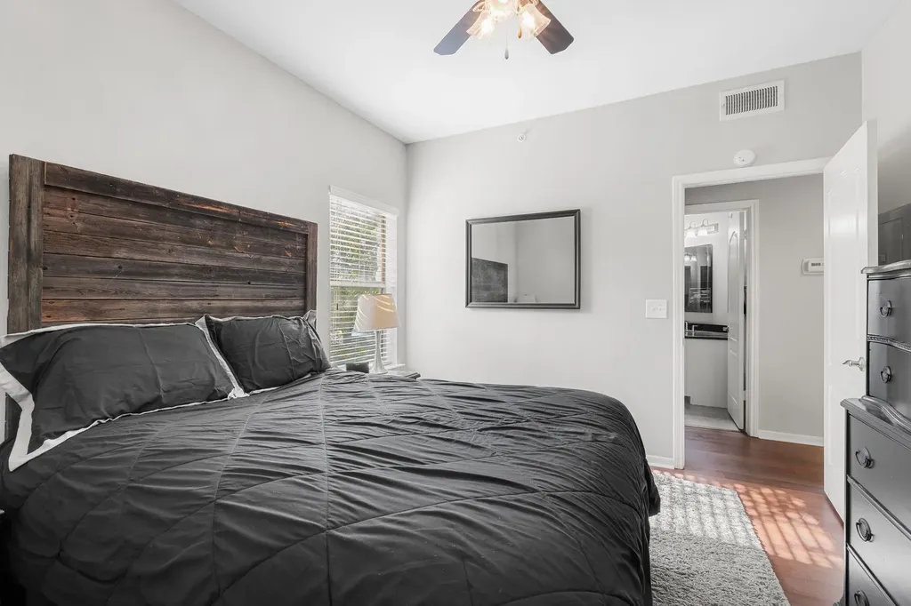 6000 Shepherd Mountain Cove Austin TX 78730