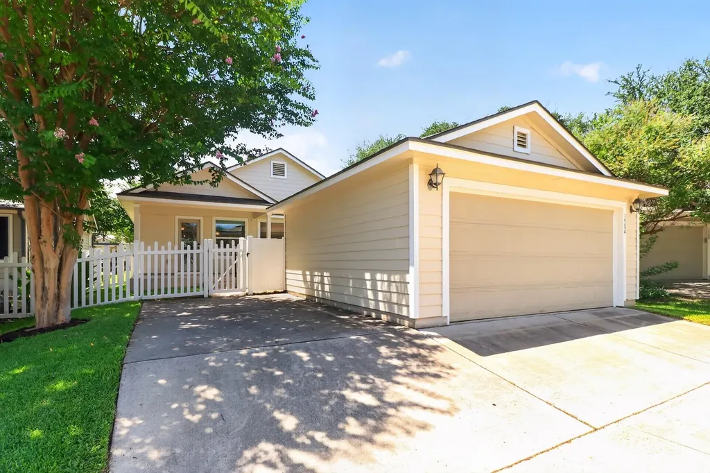 1504 Rices Crossing Lane Round Rock TX 78664