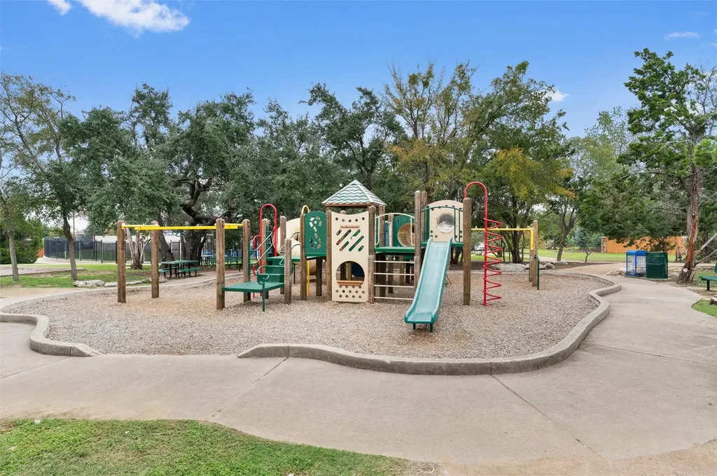 4406 Cierne Cove Round Rock TX 78681