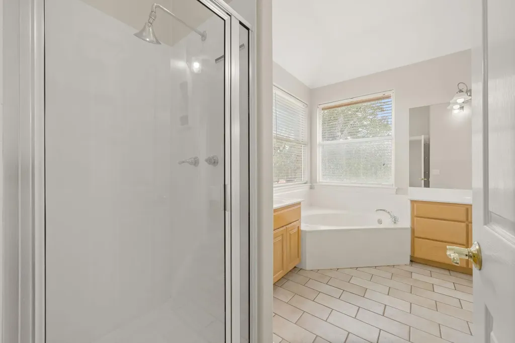 509 Meadow Oaks Drive Dripping Springs TX 78620