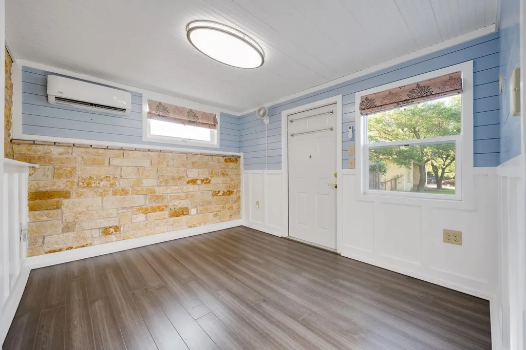 509 Meadow Oaks Drive Dripping Springs TX 78620