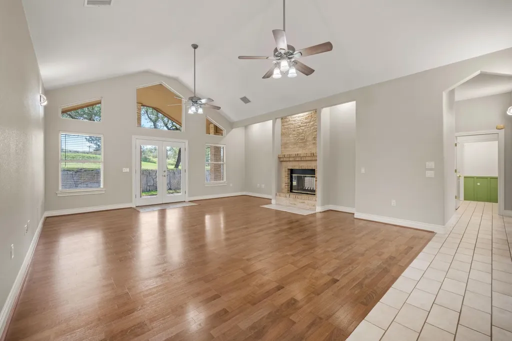 509 Meadow Oaks Drive Dripping Springs TX 78620