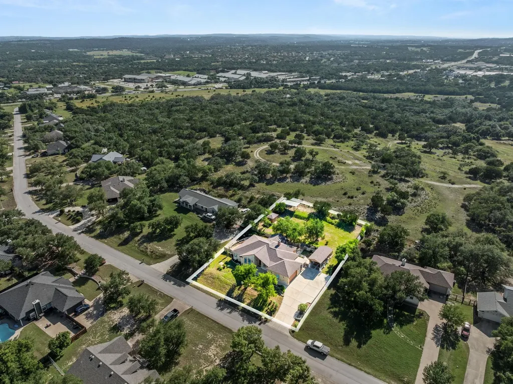 509 Meadow Oaks Drive Dripping Springs TX 78620