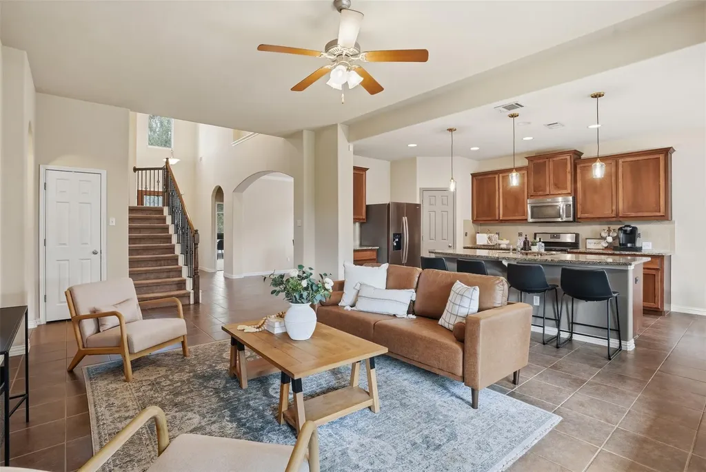 1937 Kempwood Loop Round Rock TX 78665