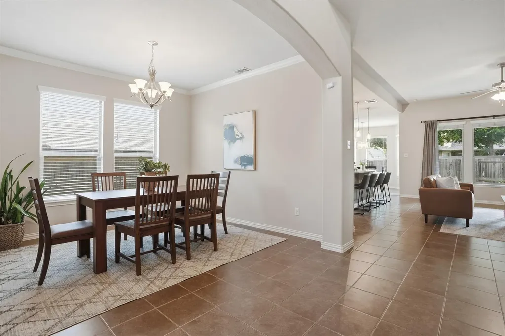 1937 Kempwood Loop Round Rock TX 78665