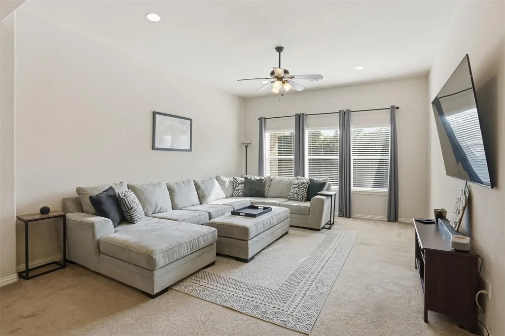 1937 Kempwood Loop Round Rock TX 78665