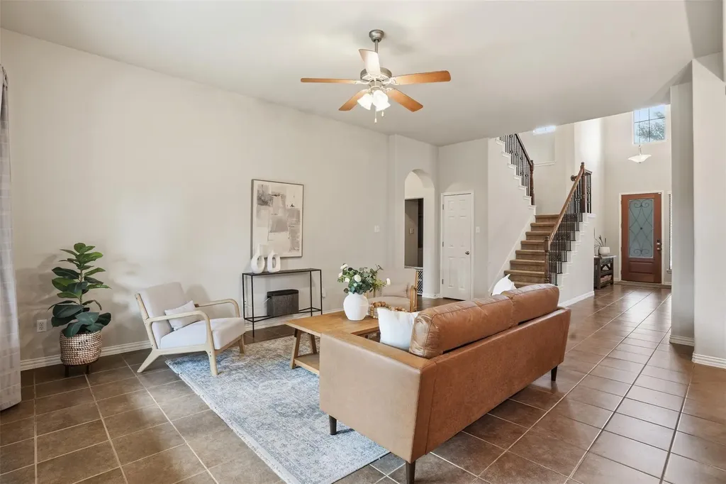 1937 Kempwood Loop Round Rock TX 78665