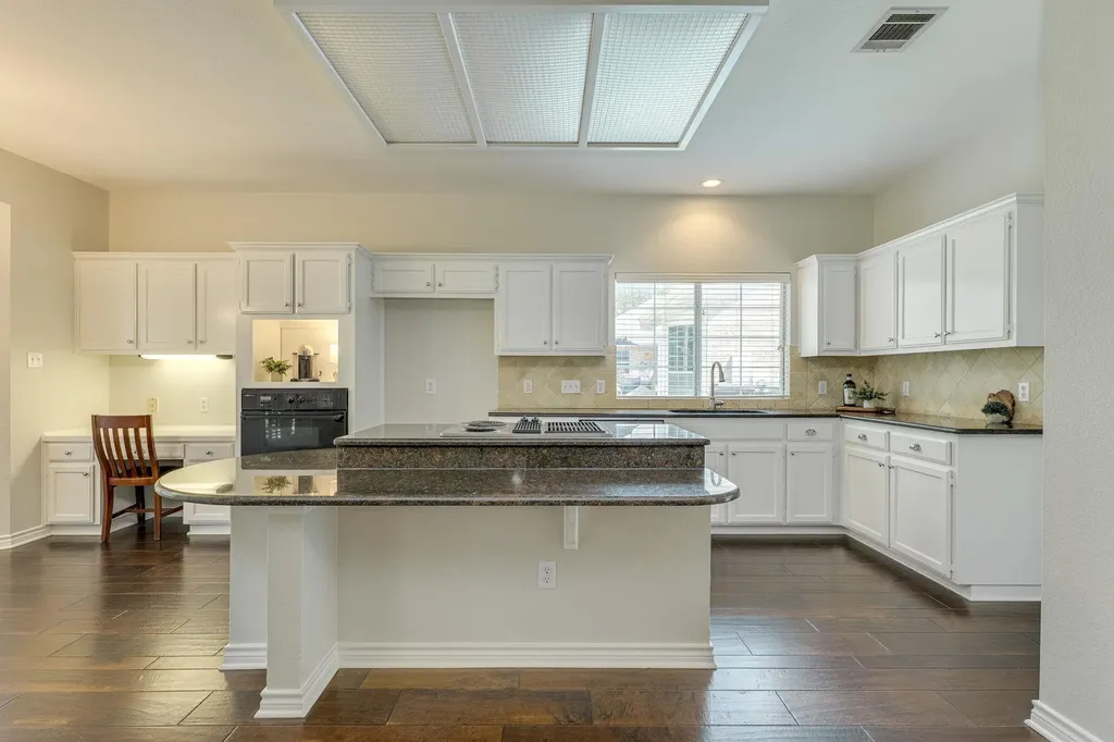 904 Brookside Court Round Rock TX 78681