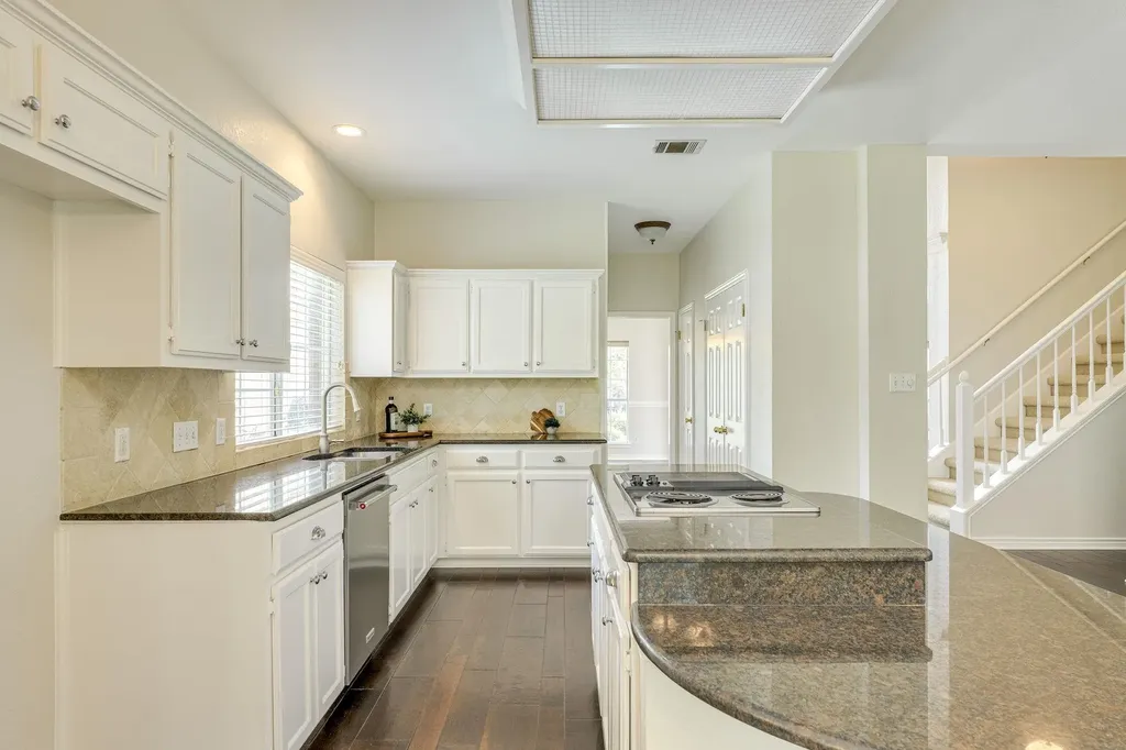 904 Brookside Court Round Rock TX 78681
