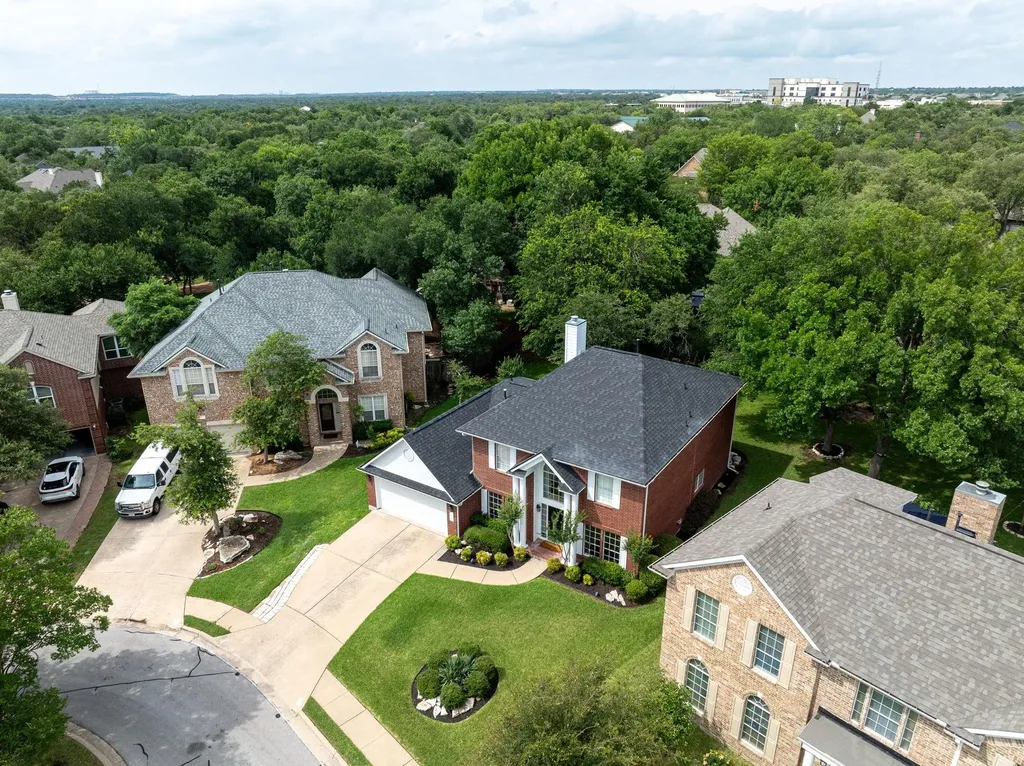 904 Brookside Court Round Rock TX 78681