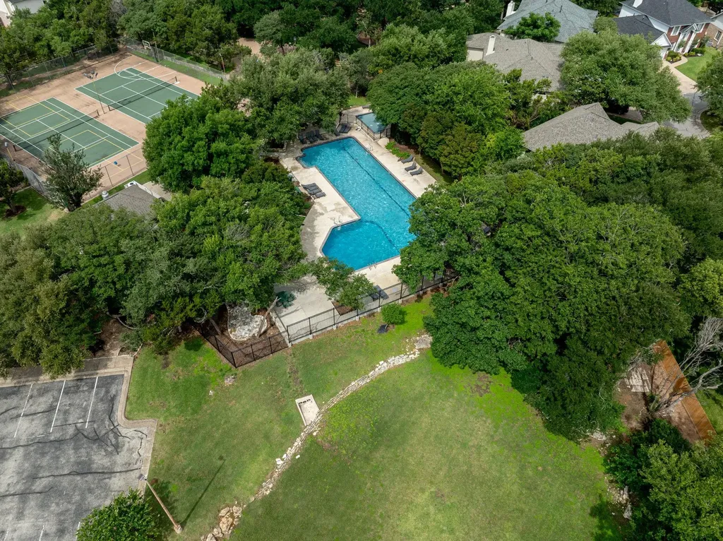 904 Brookside Court Round Rock TX 78681