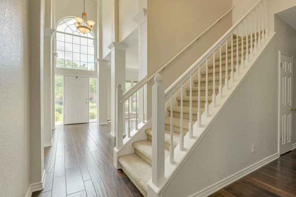 904 Brookside Court Round Rock TX 78681