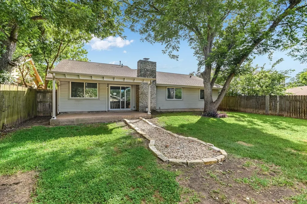 12107 Scissortail Drive Austin TX 78750