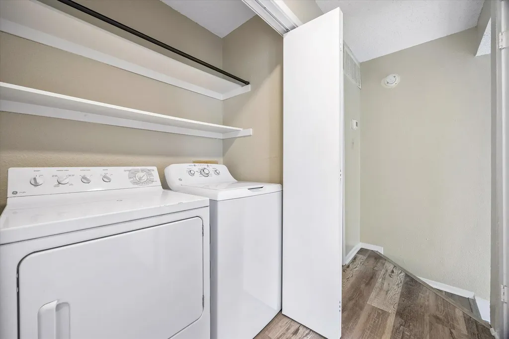 2018 W Rundberg Ln Lane Austin TX 78758