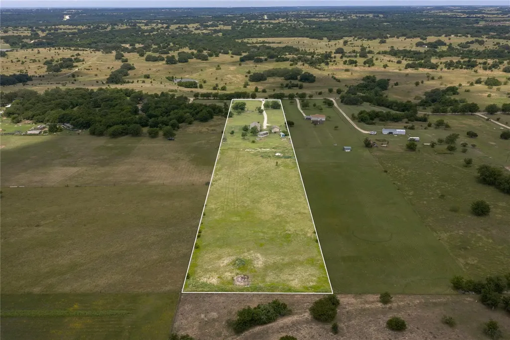 1325 County Road 269 Oglesby TX 76561
