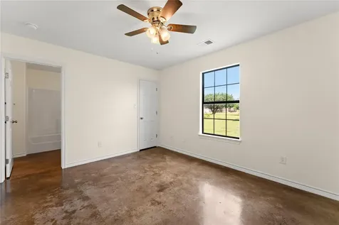 1325 County Road 269 Oglesby TX 76561