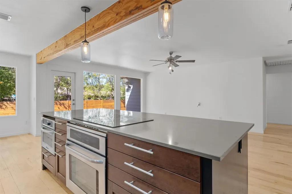 7900 Clydesdale Drive Austin TX 78745