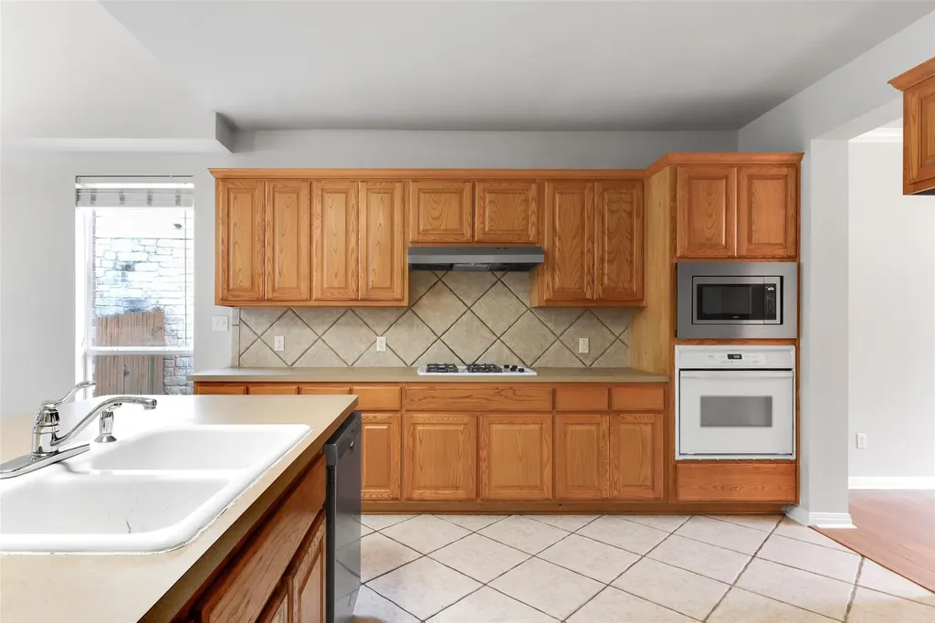 11133 Sandstone Trail Austin TX 78750