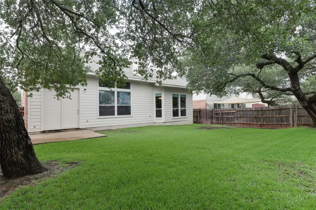 11133 Sandstone Trail Austin TX 78750