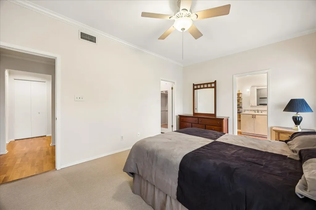 409 E 38th Street Austin TX 78705