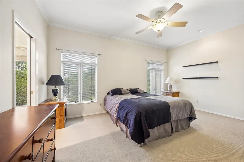 409 E 38th Street Austin TX 78705