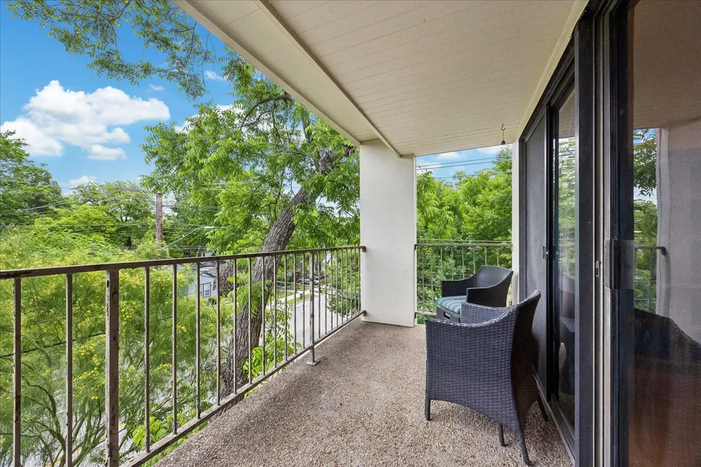 409 E 38th Street Austin TX 78705