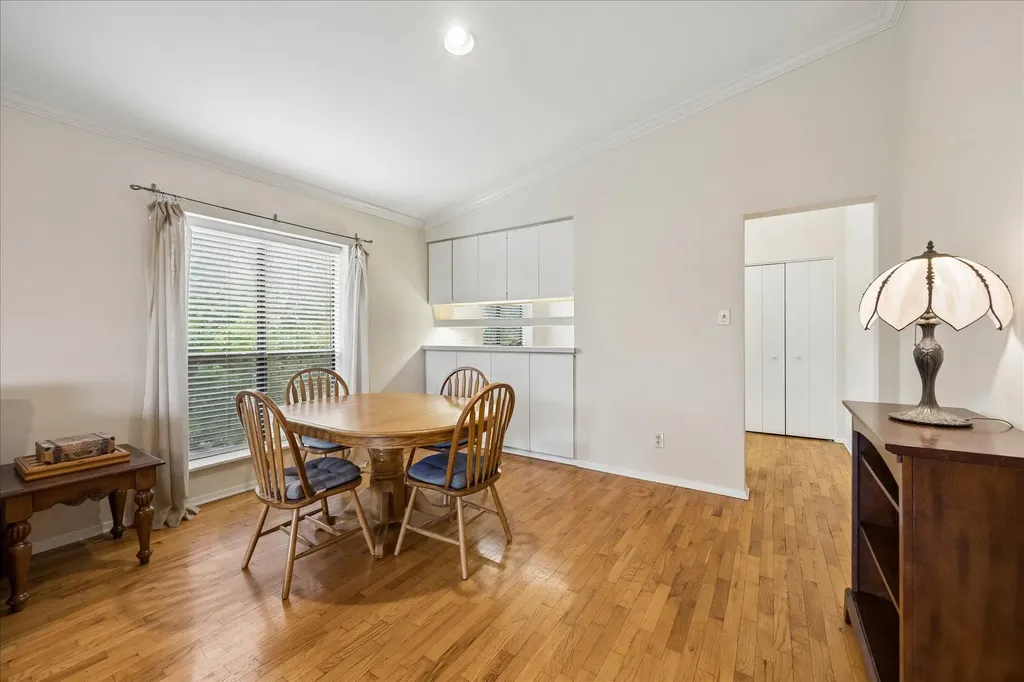 409 E 38th Street Austin TX 78705