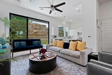 5517 Toscana Avenue Austin TX 78724
