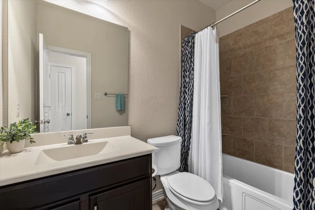 1017 Arvada Drive Leander TX 78641