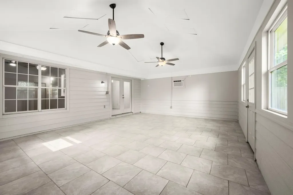 6707 Woodland Oaks Magnolia TX 77354