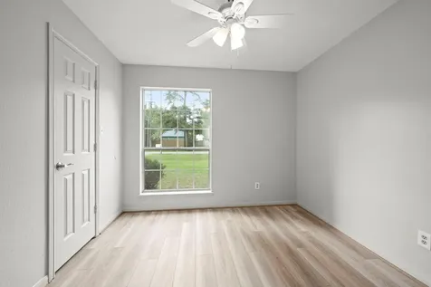 6707 Woodland Oaks Magnolia TX 77354